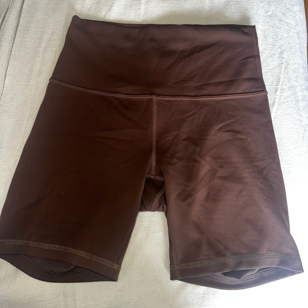Lululemon Wunder Train High Rise Short Java Brown